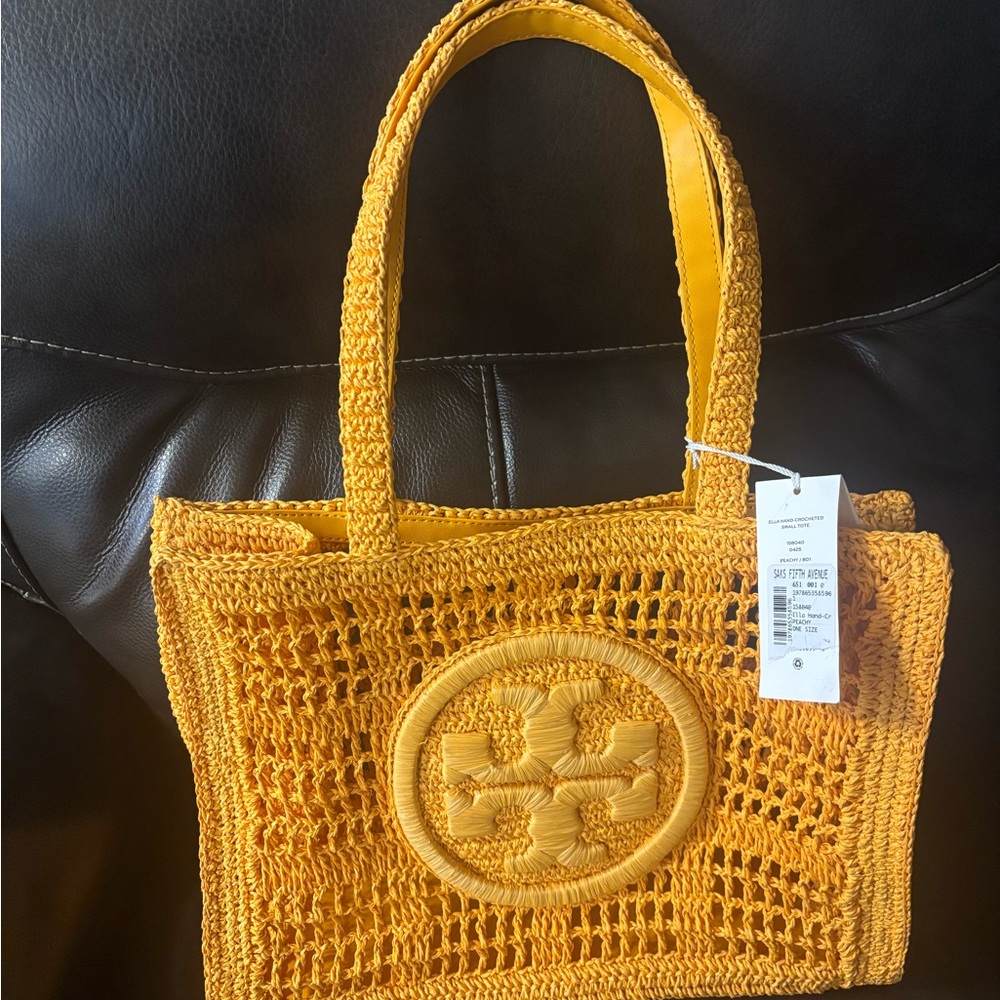 Tory Burch peachy Crochet Tote Bag (Authentic)